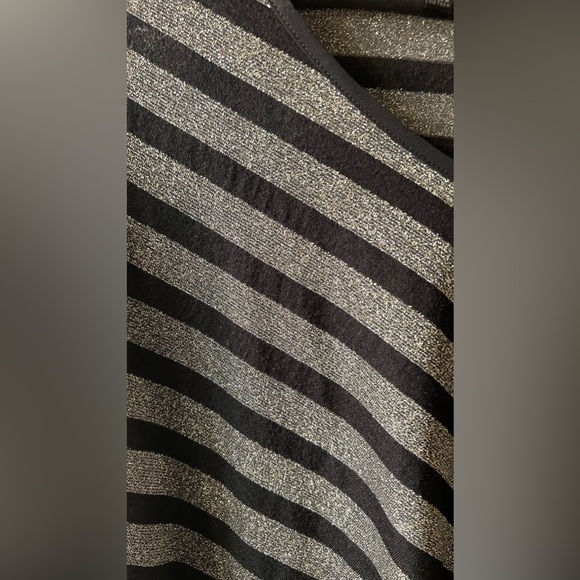 Guess Black Silver strip top in size M. - Picture 2 of 5